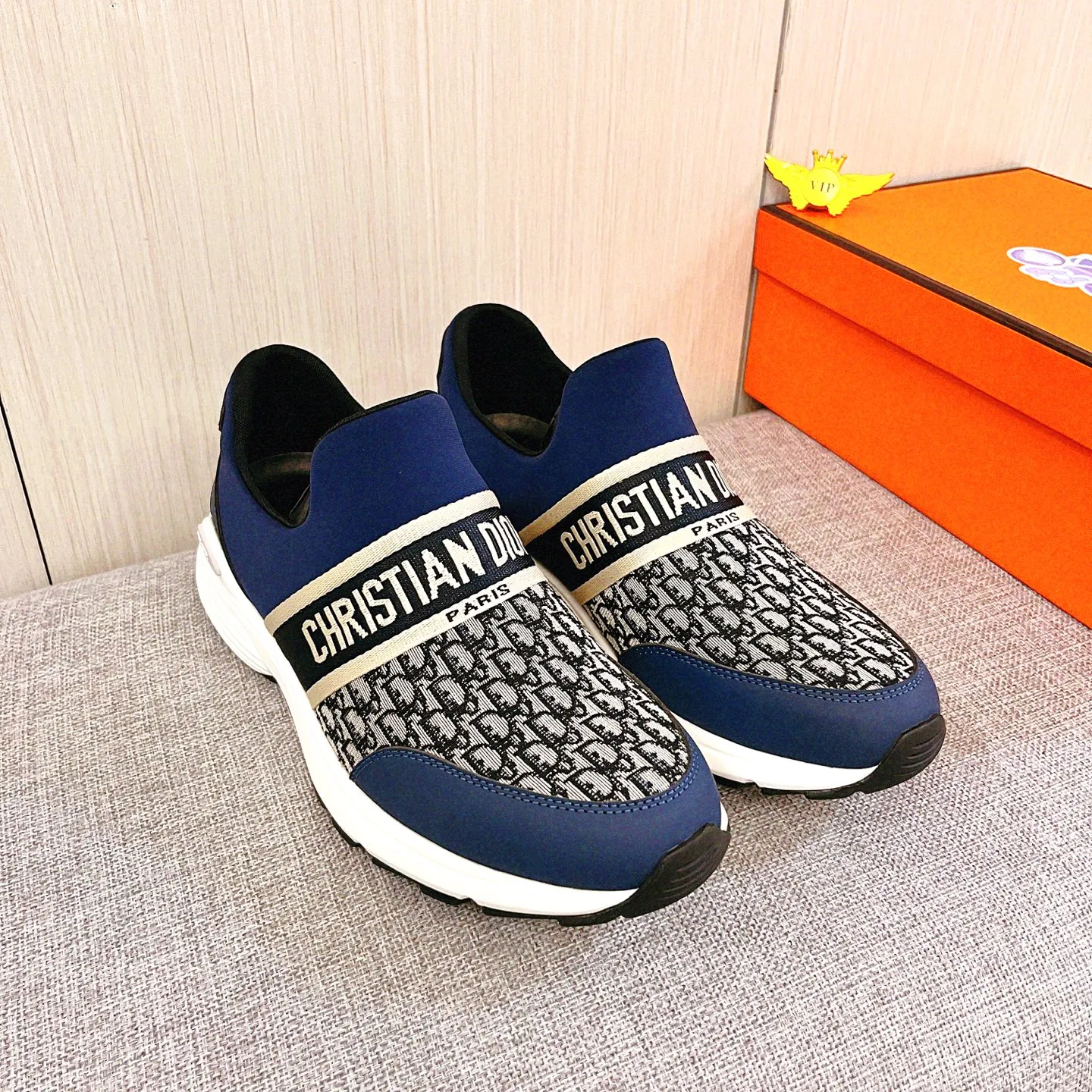 Men's Men's Shoes Men's Shoes💰 400 Men's Men's Shoes💰👍[Dior]🔥🔝High-end men's shoes brand official website 1:1 latest masterpiece: the upper is made of Italian official website original special technical cloth fabrics🔥original comfortable and breathable lining➕original designated non-slip outsole🔥making walking more convenient and comfortable! An exclusive new model, a stunning work, a beautiful 1:1 replica [color] compared to the official quality! Create a fashionable personality to set off your uniqueness! A must-have for trendy men! 🔥, sizes: 38-44. color:.      3⃣️colors available🔥